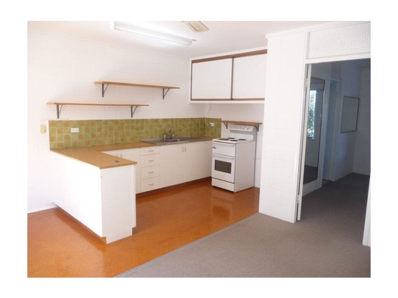 8/10 Leonard Street, Surfers Paradise QLD 4217