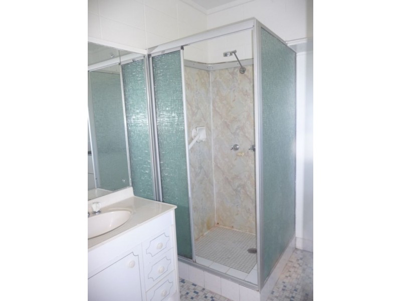 8/10 Leonard Street, Surfers Paradise QLD 4217