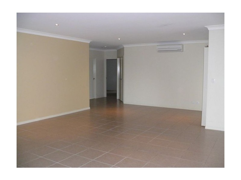 10 Amaranth Crescent, Upper Coomera QLD 4209