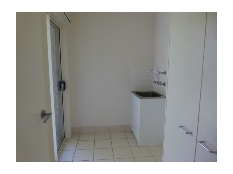 22 Lockwood Place, Molendinar QLD 4214