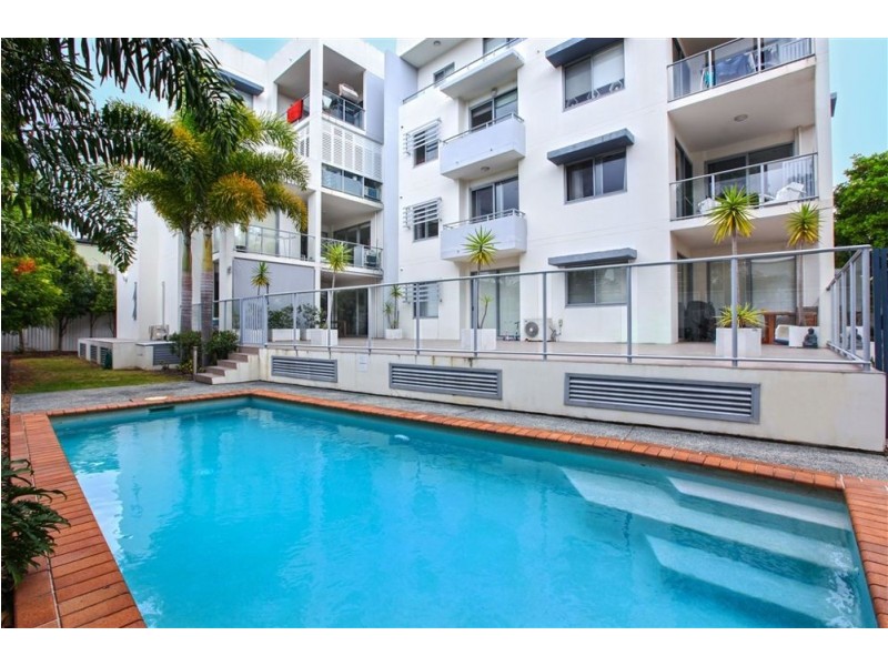 4/43 Anembo Street, Chevron Island QLD 4217