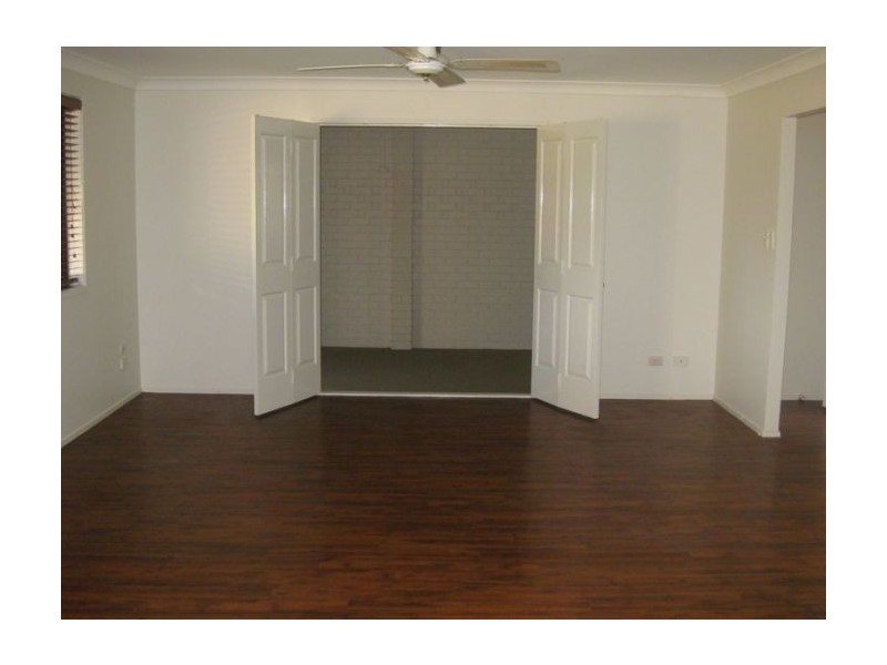 38 Lambros Drive, Benowa QLD 4217