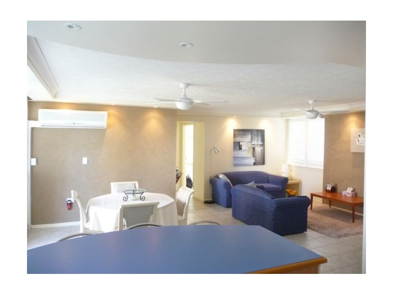 9, 220 Surf Parade, Surfers Paradise QLD 4217