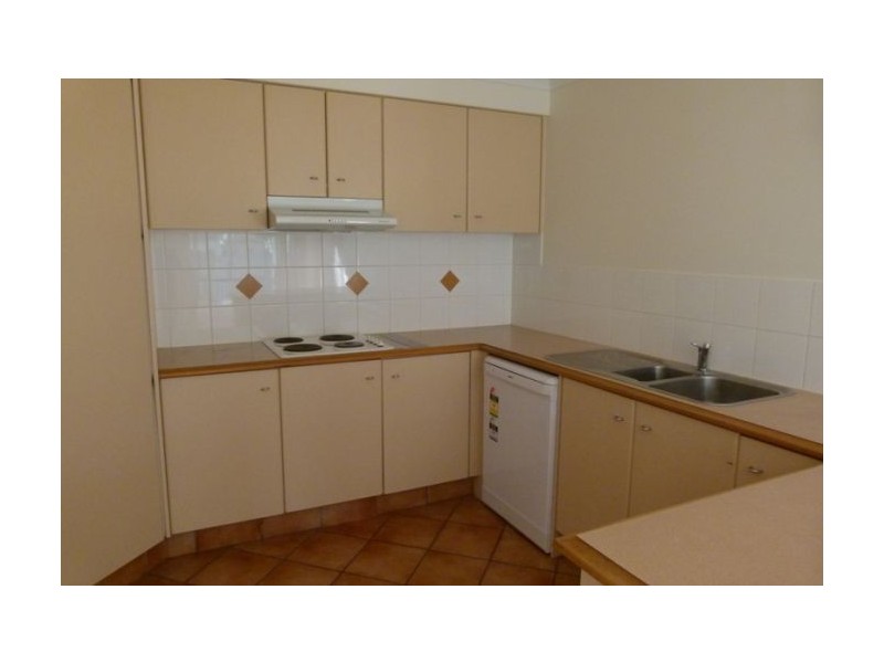 11 Tuggerah Close, Robina QLD 4226