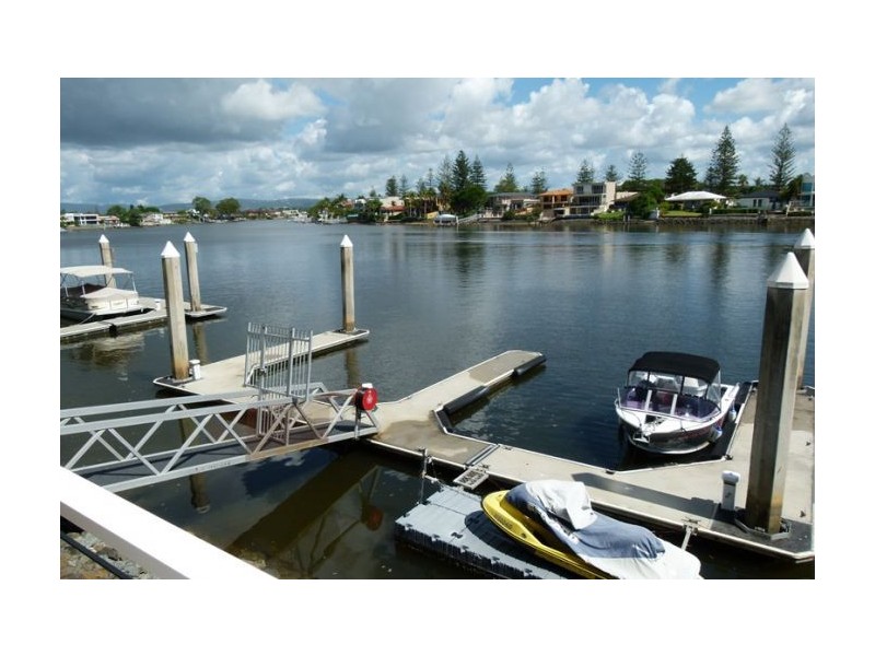 2890 Surfers Hawaiian G C Highway, Surfers Paradise QLD 4217