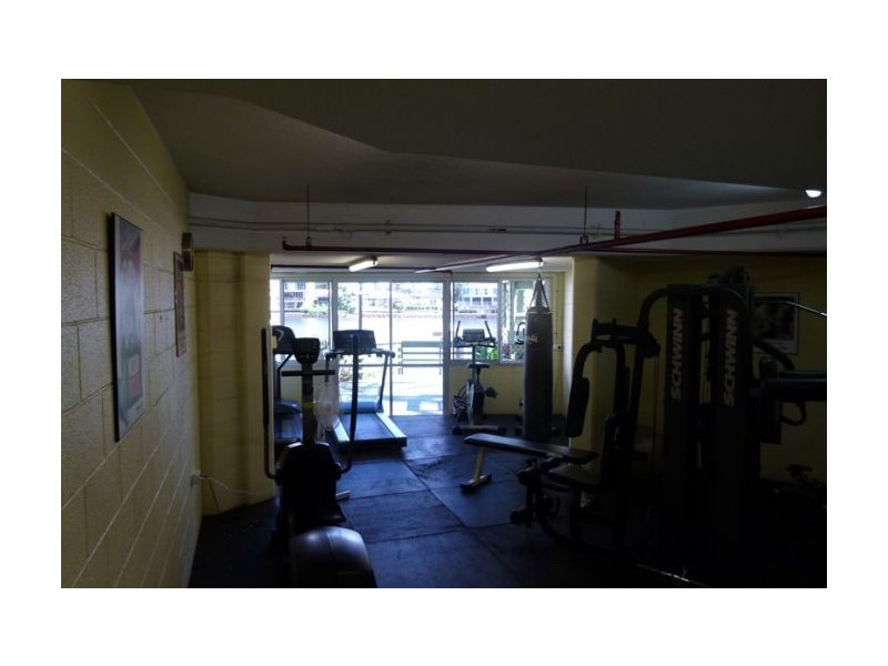 2890 Surfers Hawaiian G C Highway, Surfers Paradise QLD 4217