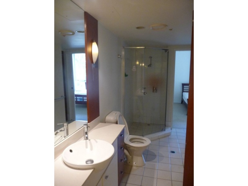 1057 23 Ferny Avenue, Surfers Paradise QLD 4217