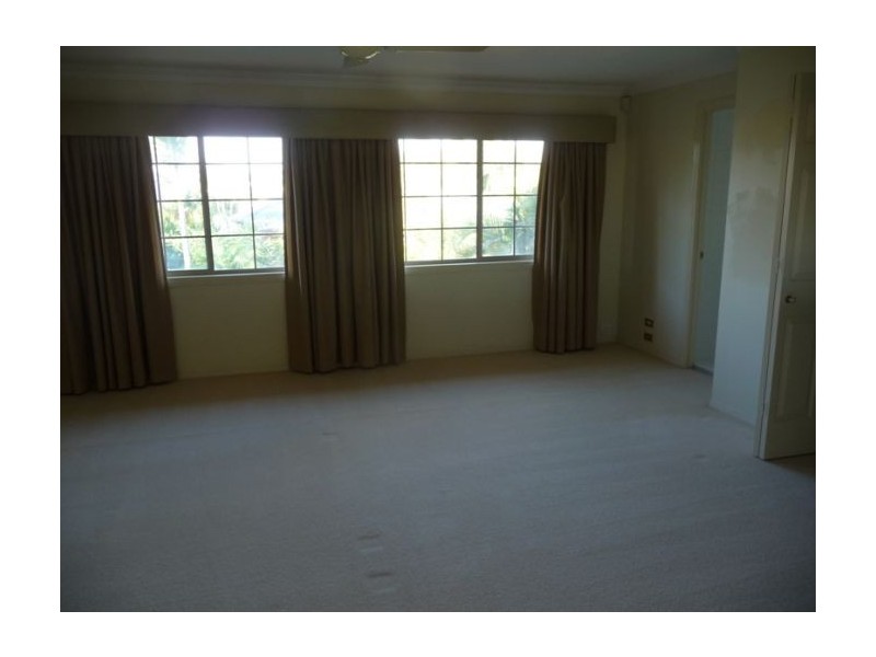 Benowa Waters QLD 4217