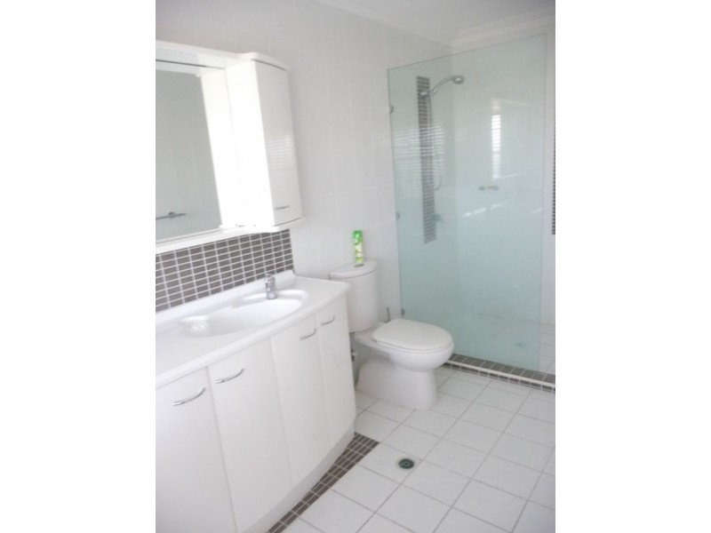 Benowa Waters QLD 4217