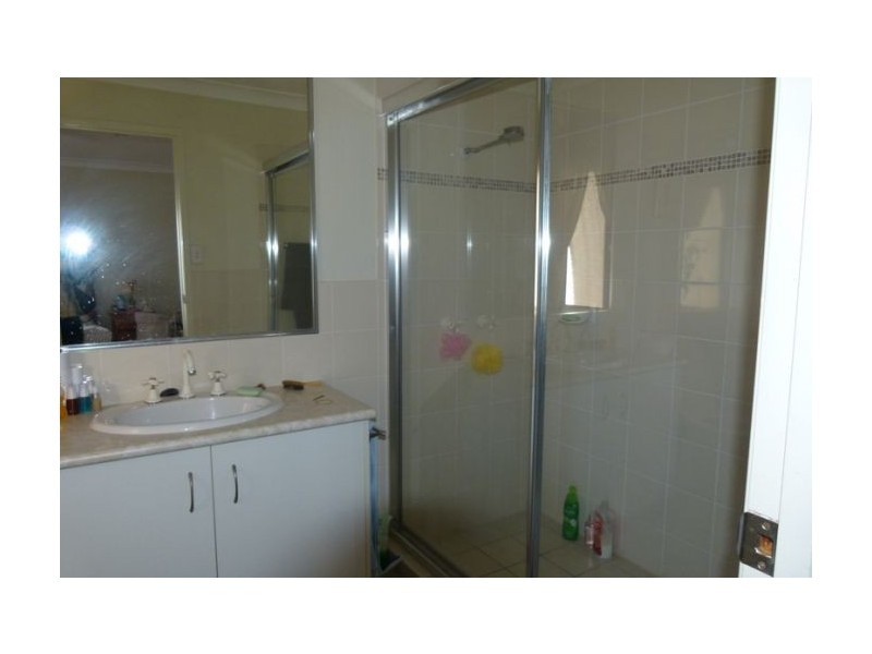 1 Mellissah Crescent, Arundel QLD 4214