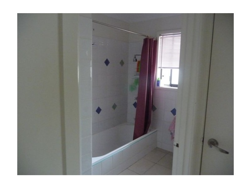 12 Darling Crescent, Molendinar QLD 4214