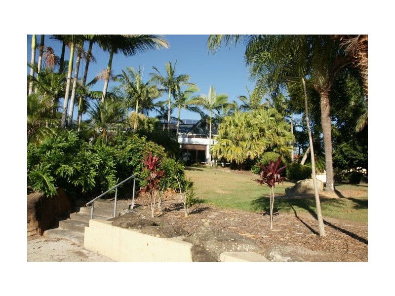 8 125 Santa Cruz Blvd, Clear Island Waters QLD 4226