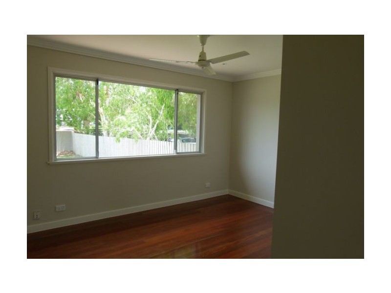 220 Ferry Road, Southport QLD 4215