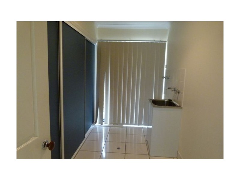 19 Rebholz Dr, Benowa QLD 4217