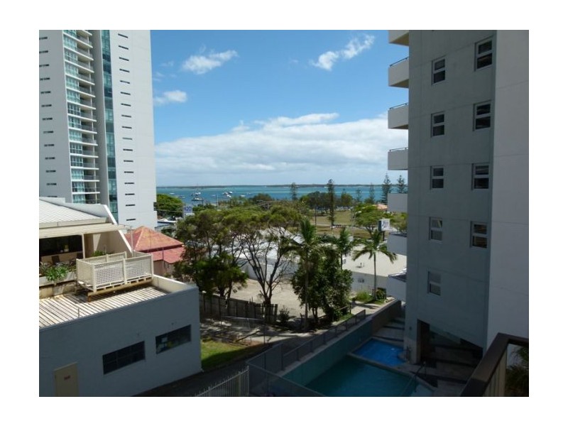 6/72 Marine Pde, Southport QLD 4215