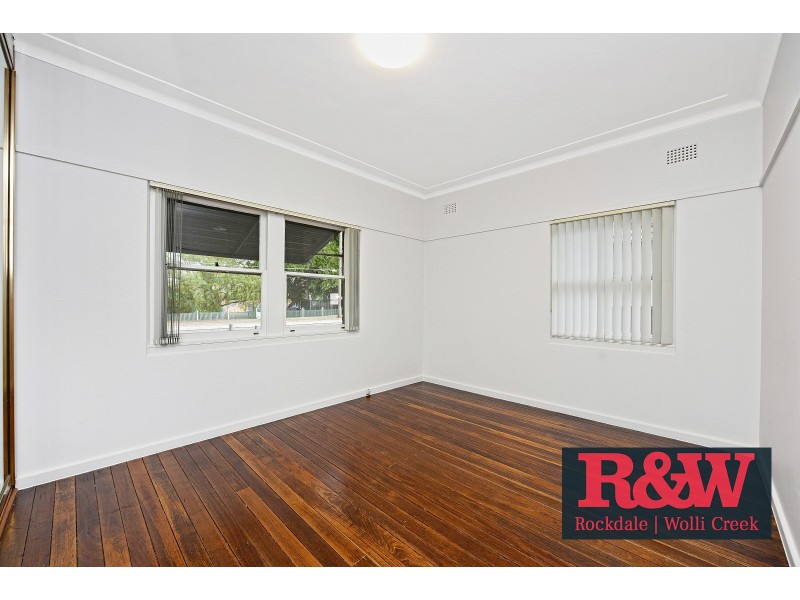 449 Princes Highway, Carlton NSW 2218