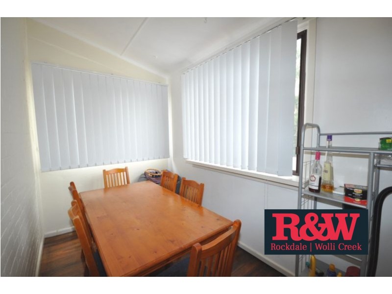 16 Banksia Avenue, Banksia NSW 2216