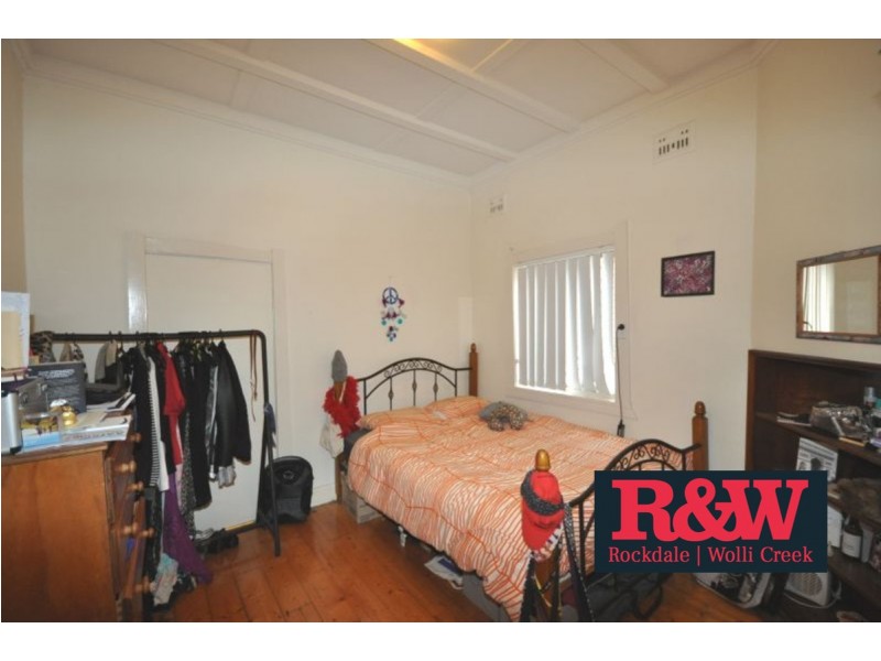 16 Banksia Avenue, Banksia NSW 2216