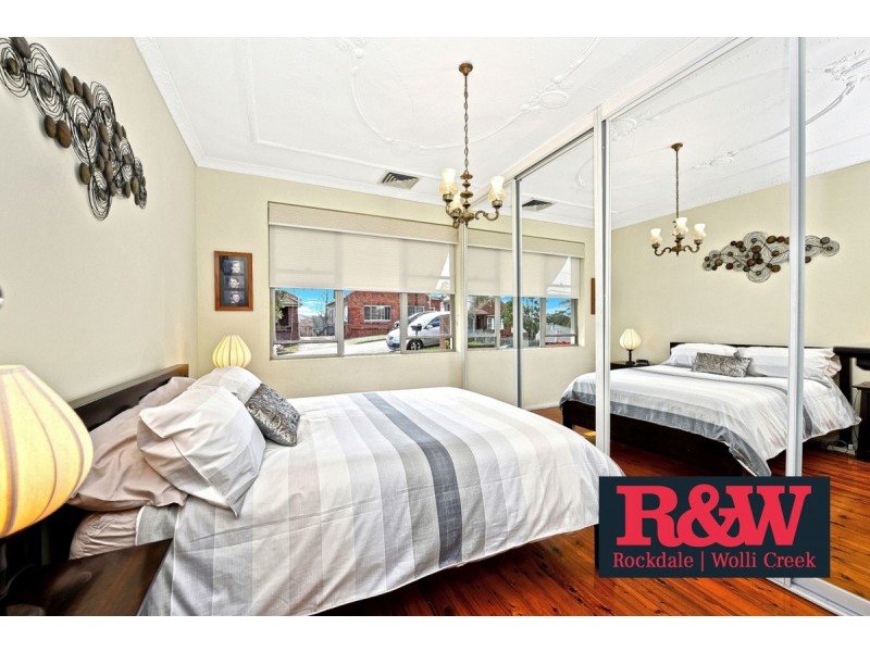 11 Knoll Avenue, Turrella NSW 2205