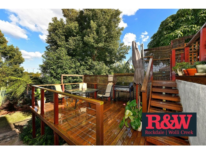 11 Knoll Avenue, Turrella NSW 2205