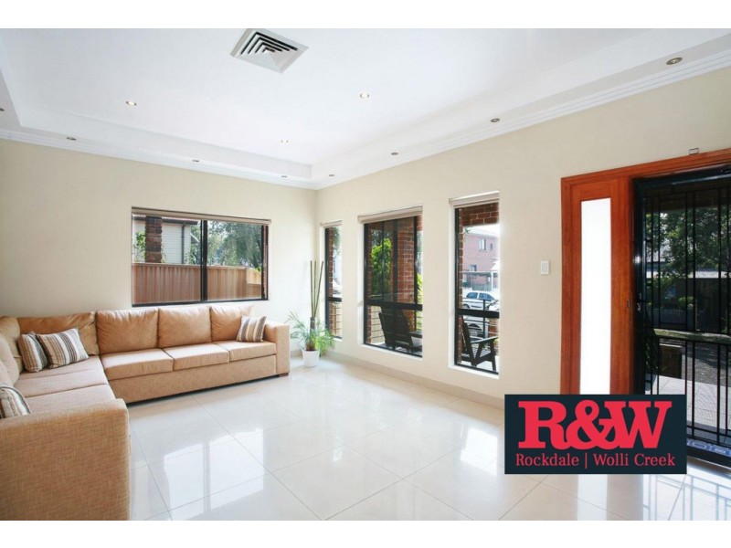 10 Alexandra Street, Turrella NSW 2205