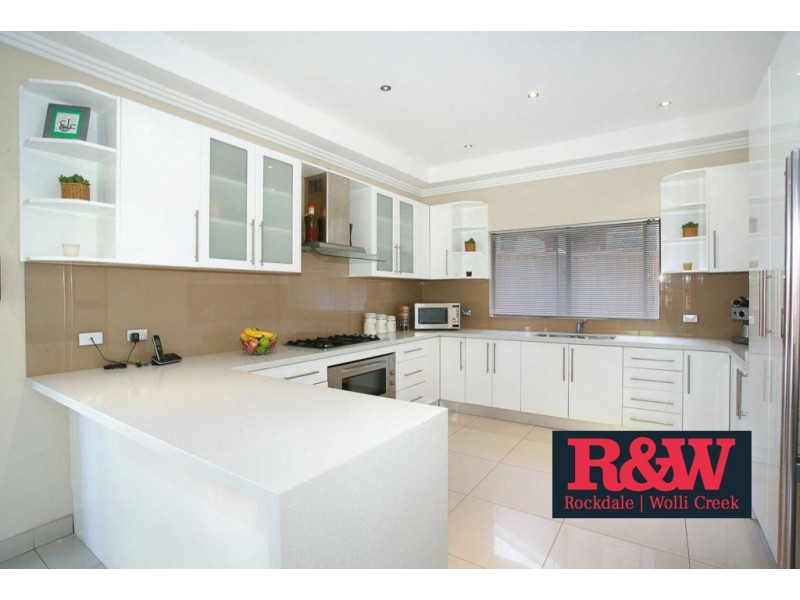 10 Alexandra Street, Turrella NSW 2205