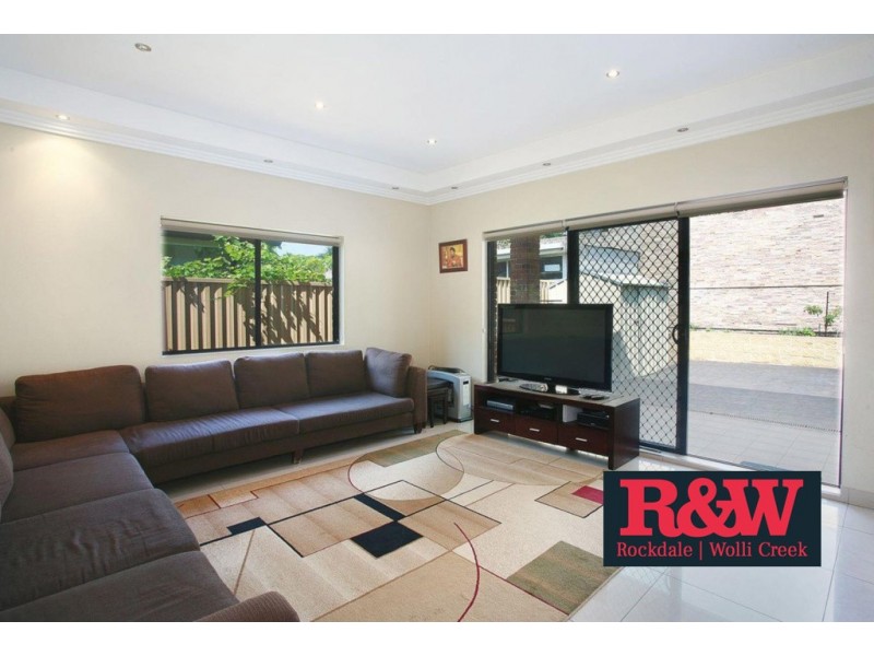 10 Alexandra Street, Turrella NSW 2205