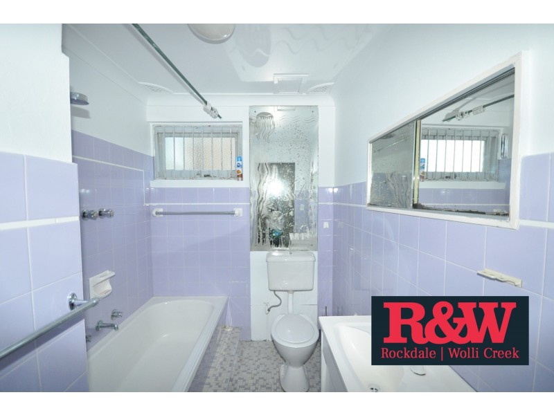 2/52 Monomeeth Street, Bexley NSW 2207