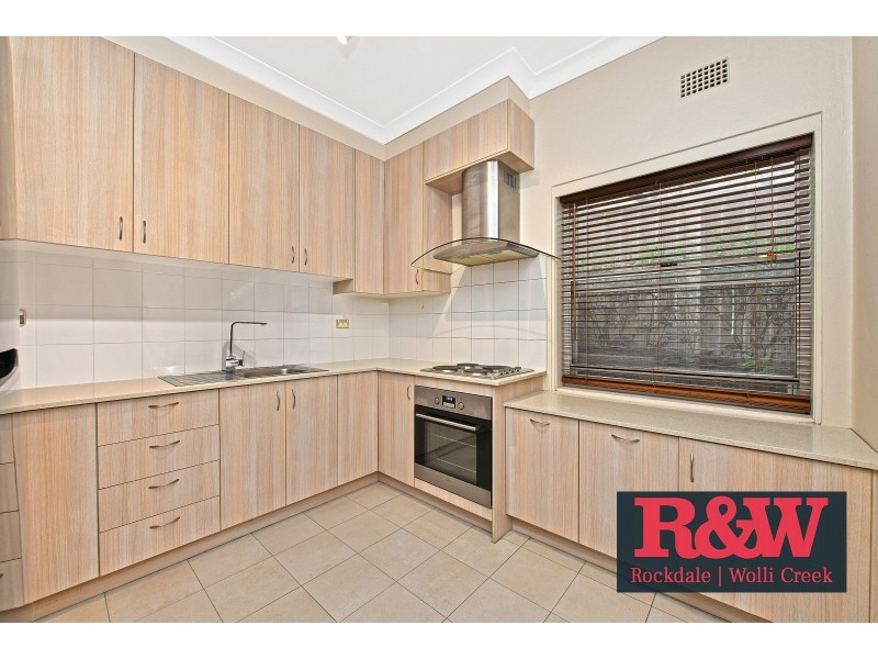 2/4 Pitt-Owen Avenue, Arncliffe NSW 2205