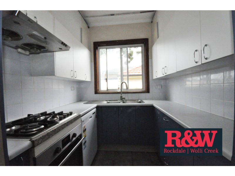 19 Tracey Street, Revesby NSW 2212