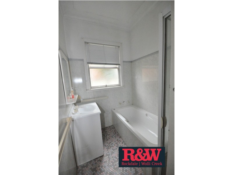 19 Tracey Street, Revesby NSW 2212