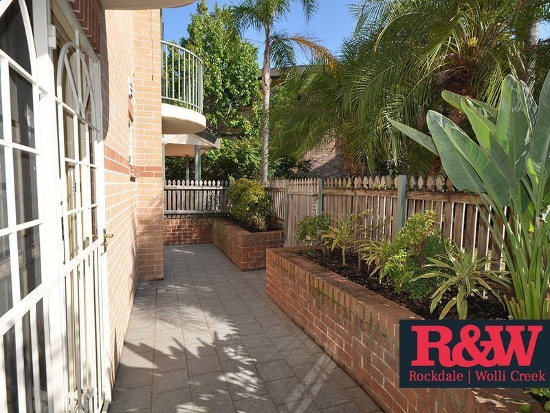 2/158-160A Harrow Road, Kogarah NSW 2217