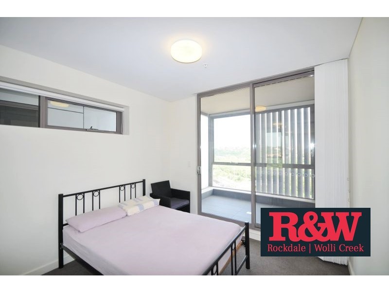 710/2 Discovery Point Place, Wolli Creek NSW 2205