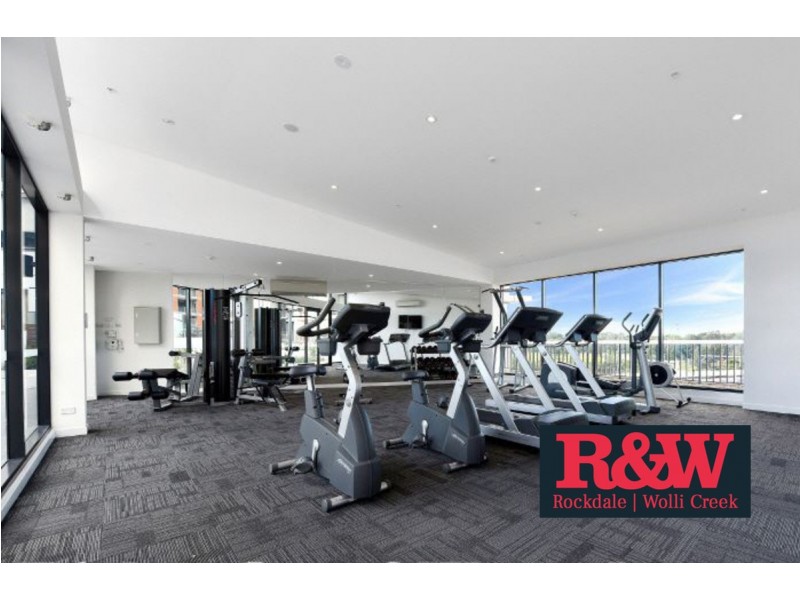 710/2 Discovery Point Place, Wolli Creek NSW 2205