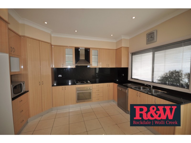 41A Segenhoe Street, Arncliffe NSW 2205