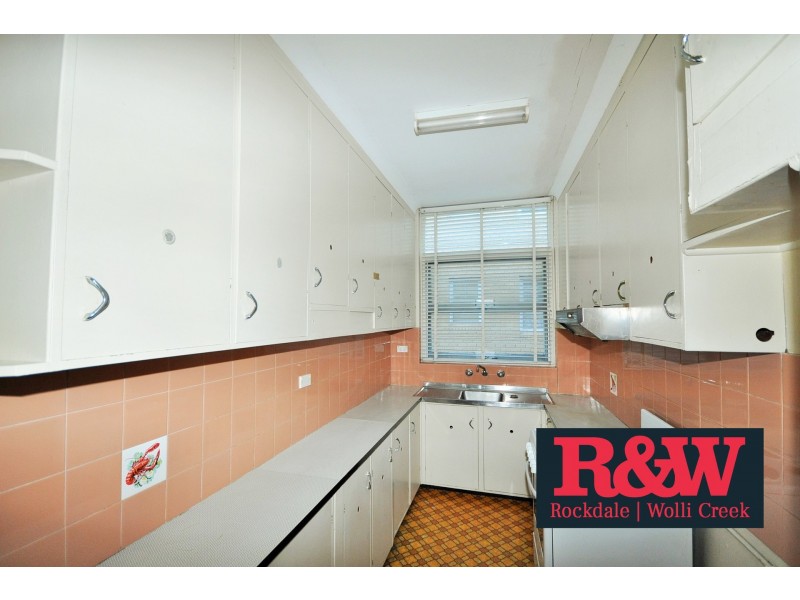 2/52 Monomeeth Street, Bexley NSW 2207