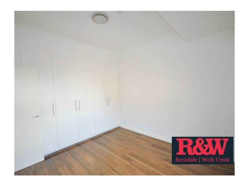 V2/19 Oswell Street, Rockdale NSW 2216