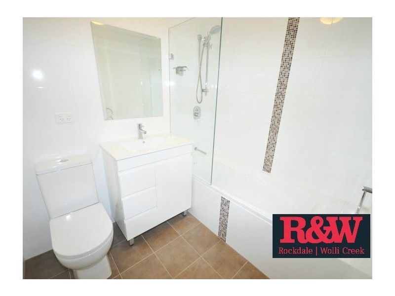 V2/19 Oswell Street, Rockdale NSW 2216