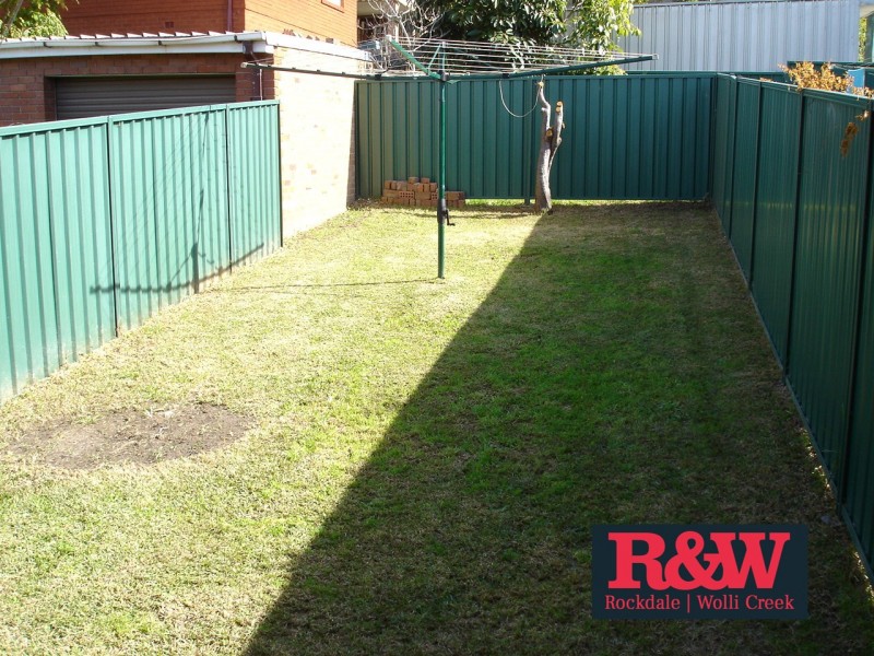 2/6 Roach Street, Arncliffe NSW 2205