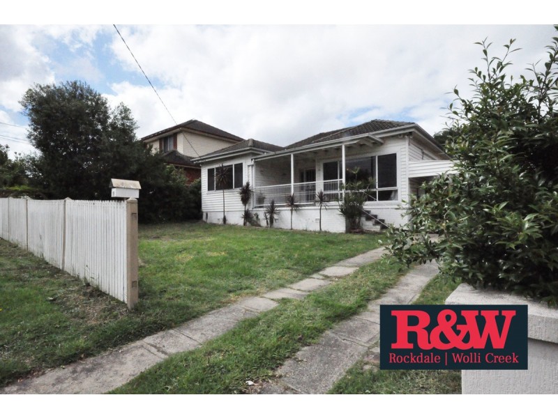 19 Tracey Street, Revesby NSW 2212