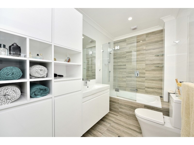 12/6-10 Mill Street, Carlton NSW 2218