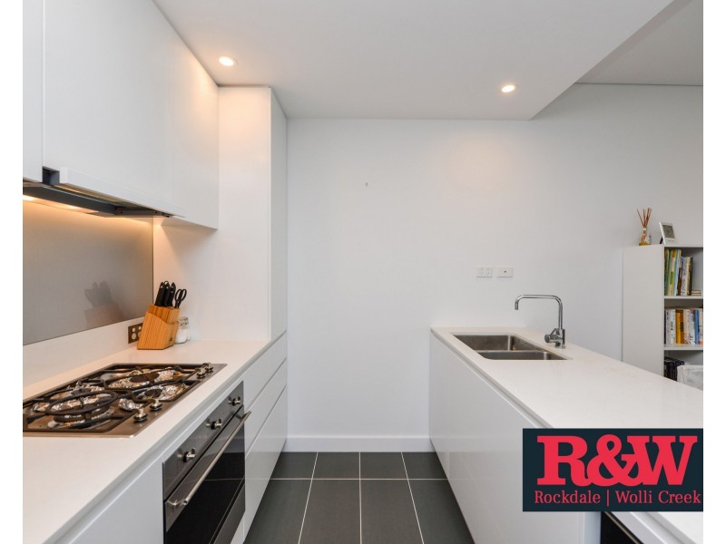 706/2 Chisholm Street, Wolli Creek NSW 2205