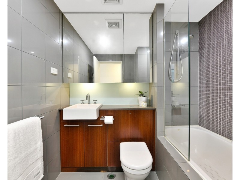 615/6 Brodie Spark Drive, Wolli Creek NSW 2205