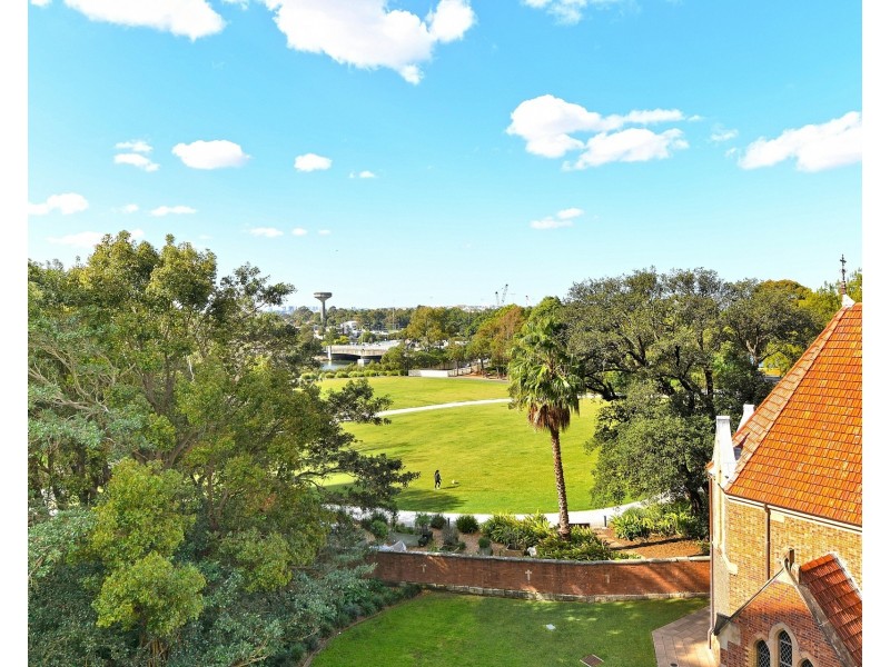 511/10 Brodie Spark Drive, Wolli Creek NSW 2205