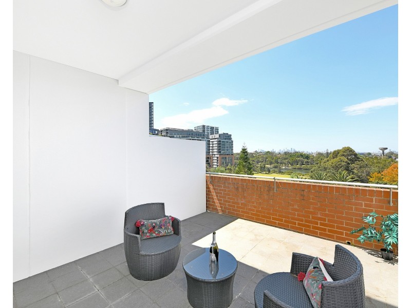 806/2 Brodie Spark Drive, Wolli Creek NSW 2205