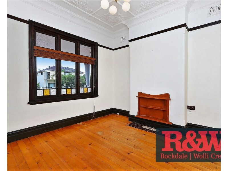 2 Carrington Street, Bexley NSW 2207