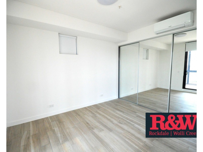 816/17 Chisholm Street, Wolli Creek NSW 2205