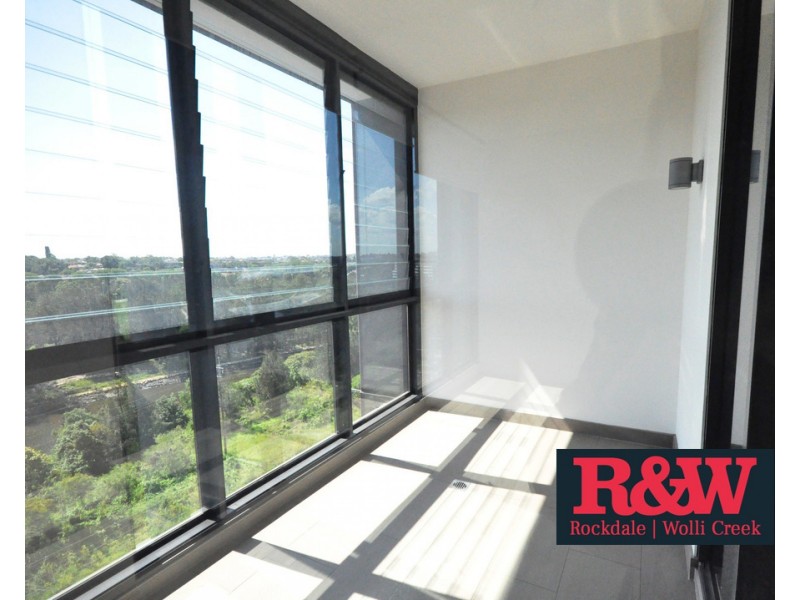 816/17 Chisholm Street, Wolli Creek NSW 2205