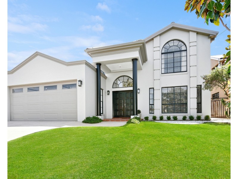 17 Hampton Road, Sylvania Waters NSW 2224