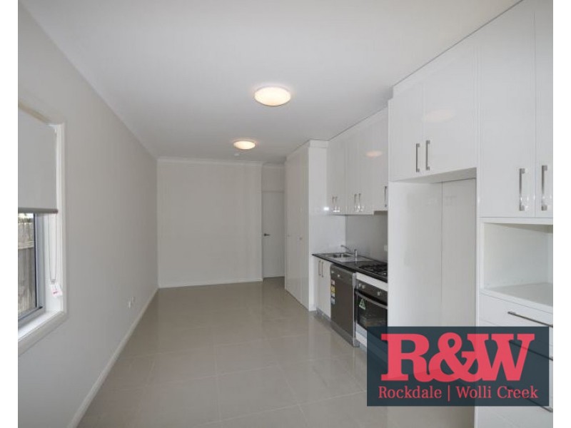 11a Innesdale Road, Wolli Creek NSW 2205